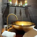 Apartment Coroni 4 Cu Terasa Si Panoramica