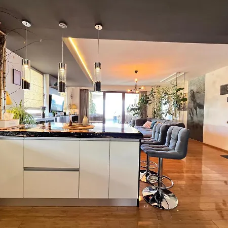 דירה Coroni 4 Cu Terasa Si Panoramica *