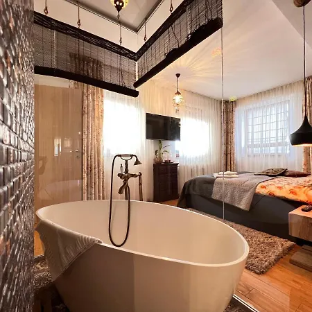 Coroni 4 Cu Terasa Si Panoramica בראשוב